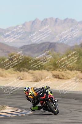 media/Nov-16-2025-Race Pace (Sun) [[8c5fa54630]]/Non Verified Riders (1st 20 Minutes)/2-Turn 10 (1010am)/